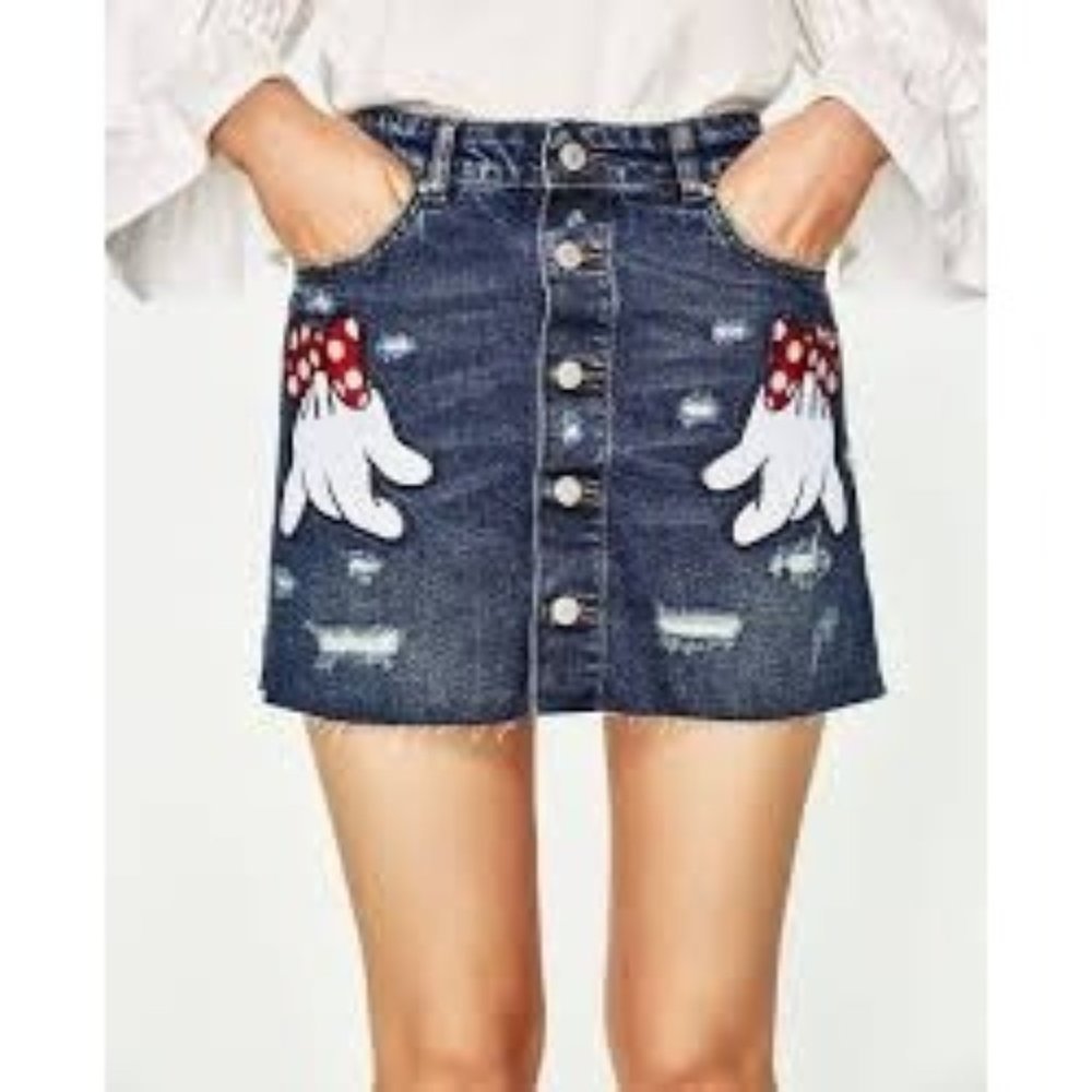 Zara x Disney Minnie Mouse  Patches Button Front Mini Denim Skirt Women's XS